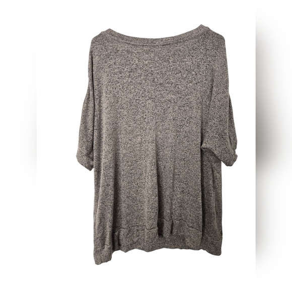 Misia gray Button-Detail Women's Top size 3x - Picture 5 of 5